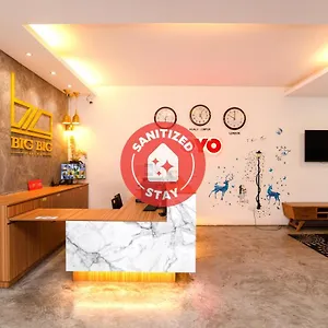 Oyo 89355 Big Big ** Johor Bahru
